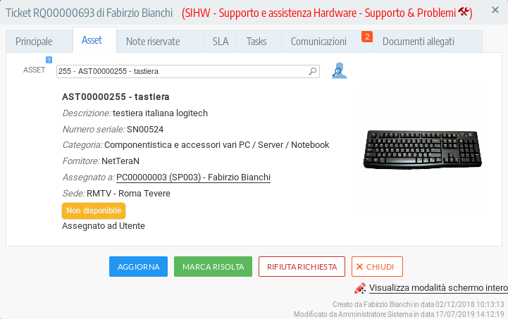 Scheda del ticket con asset
